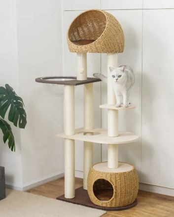 Luxury Cat Climbing Tower